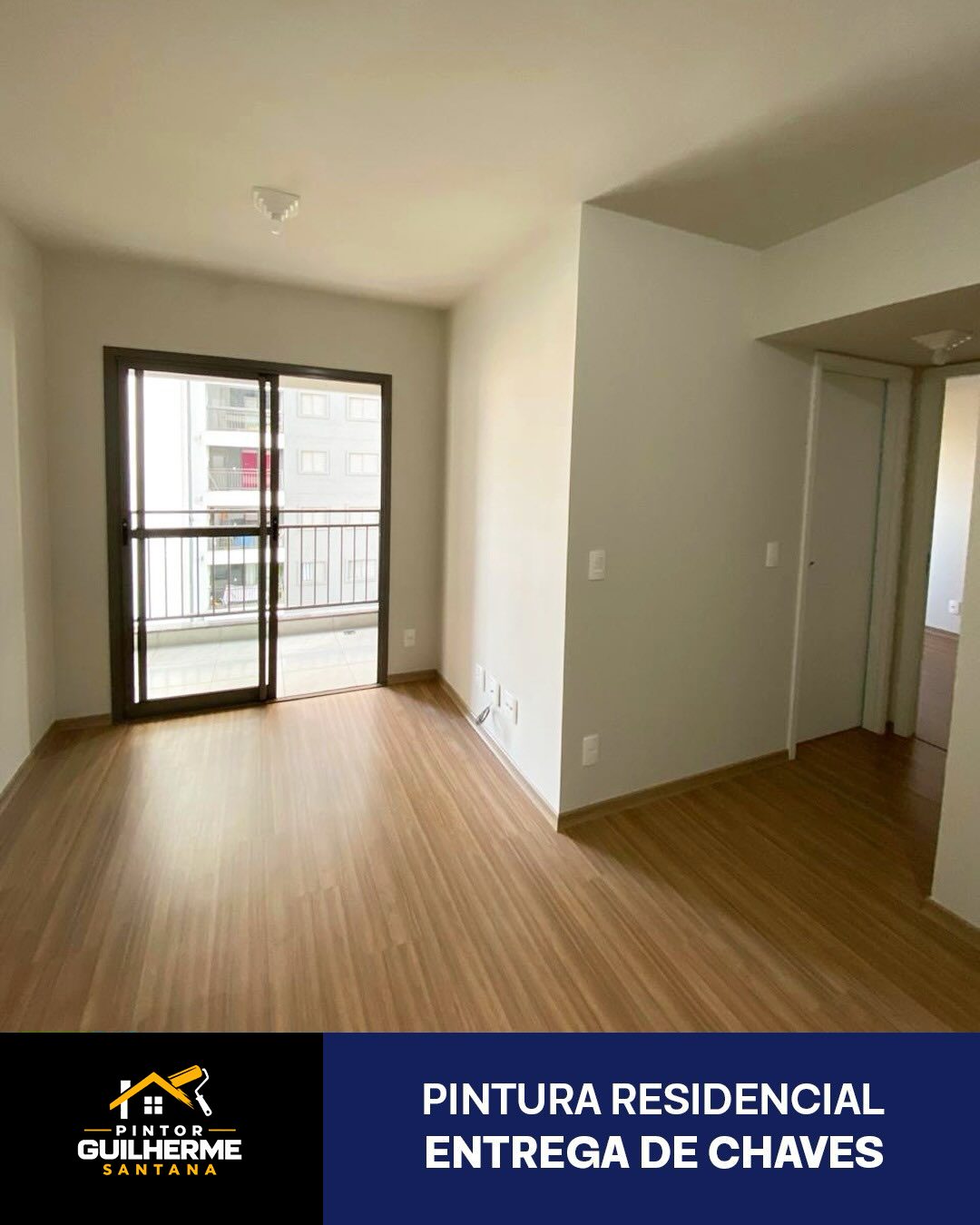 Sala de apartamento pintada para entrega de chaves
